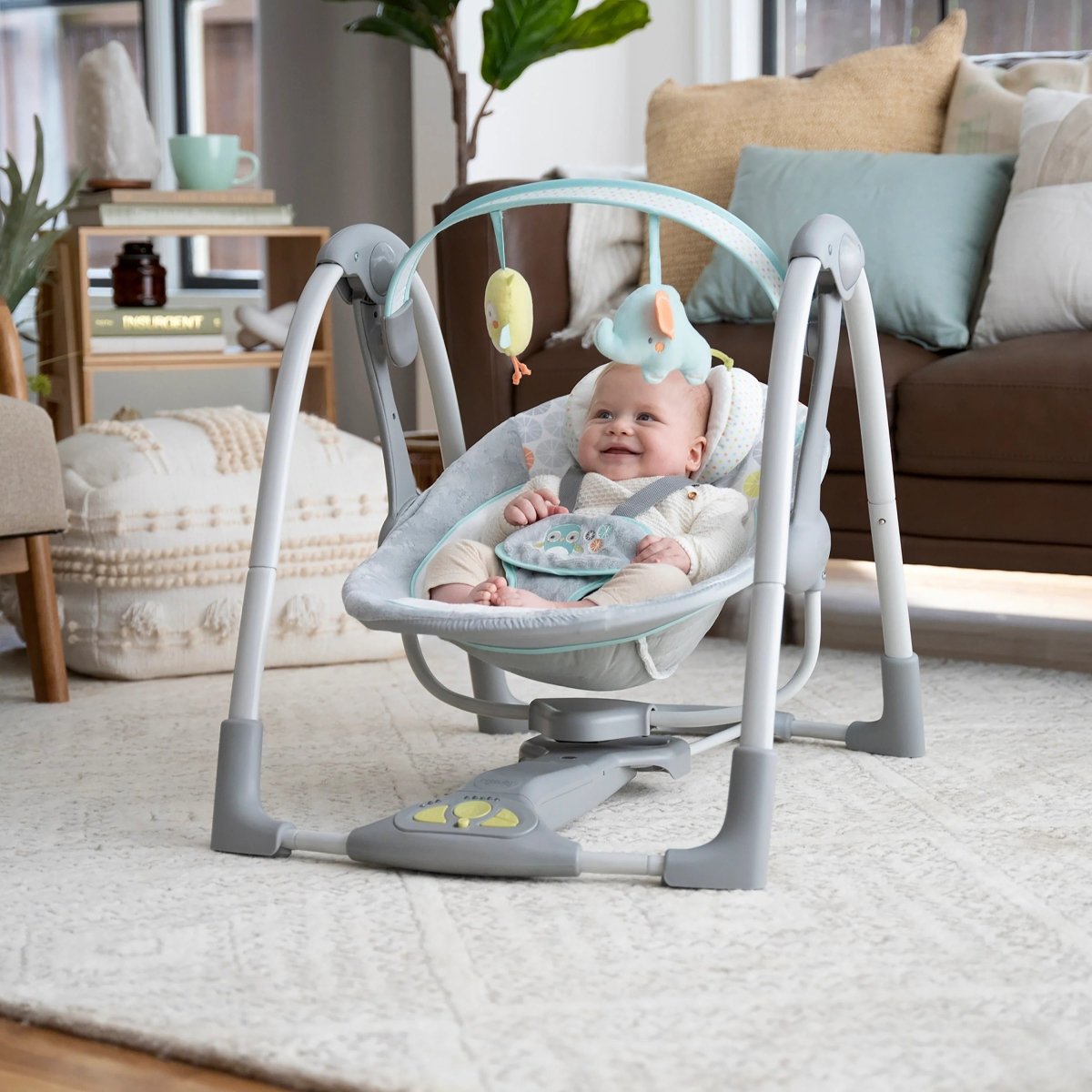 INGENUITY™ SWING 'N GO PORTABLE SWING - HUGS & HOOTS - Premium for Kids in Qatar | Toysaro.com