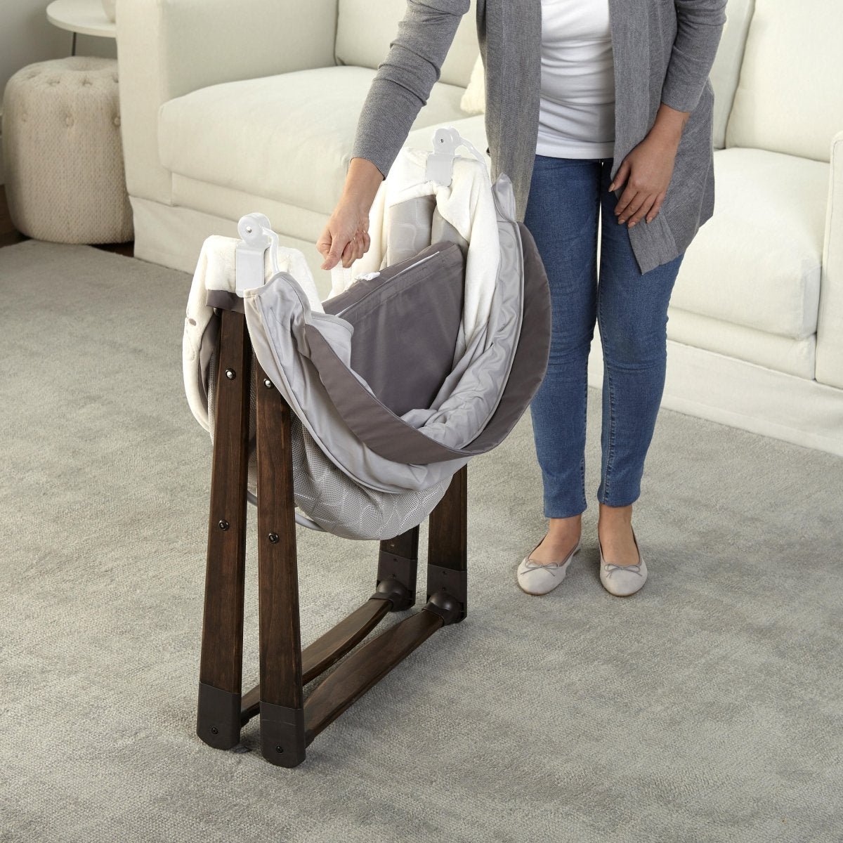 FOLDAWAY ROCKING WOOD BASSINET - CARRINGTON - Premium for Kids in Qatar | Toysaro.com