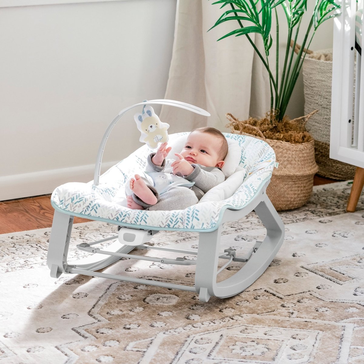 GROW WITH ME INFANT SEAT - WMTX EMEES - Premium for Kids in Qatar | Toysaro.com
