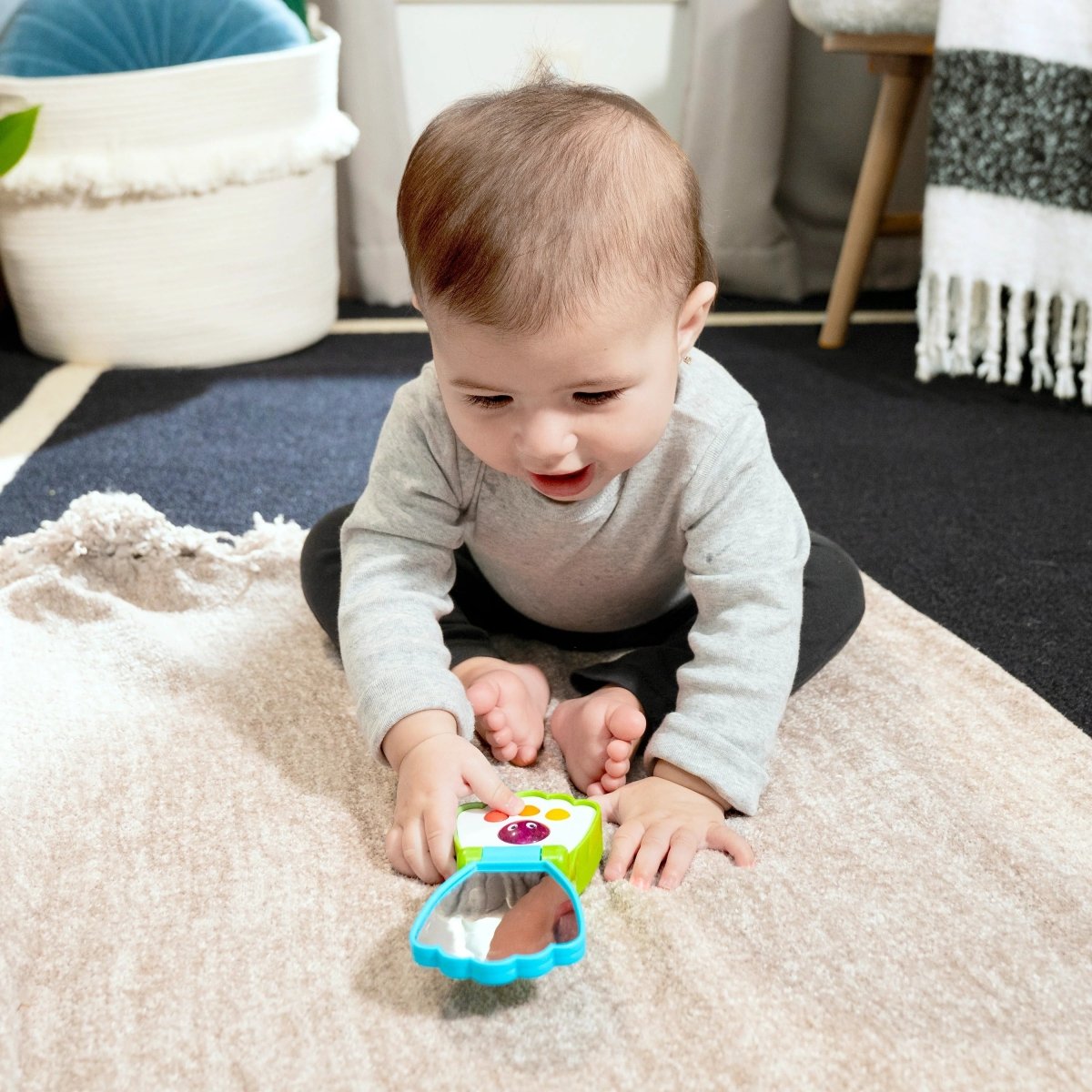 BABY EINSTEIN™SHELL PHONE MUSICAL TOY TELEPHONE - Premium for Kids in Qatar | Toysaro.com