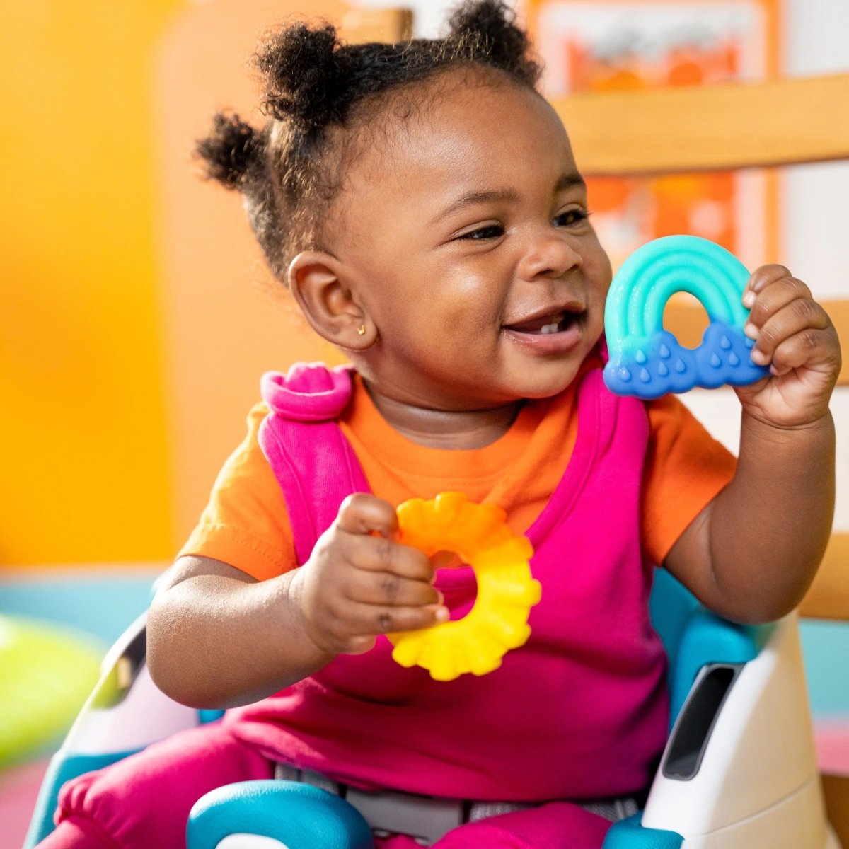 BRIGHT STARTS™CHANCE OF SMILES SILICONE TEETHERS - Premium for Kids in Qatar | Toysaro.com