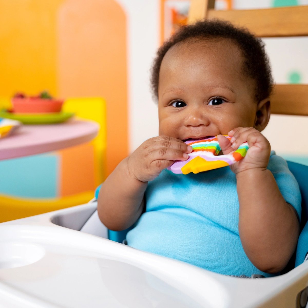 BRIGHT STARTS™SOOTHING SOFT SERVE SILICONE TEETHER - Premium for Kids in Qatar | Toysaro.com