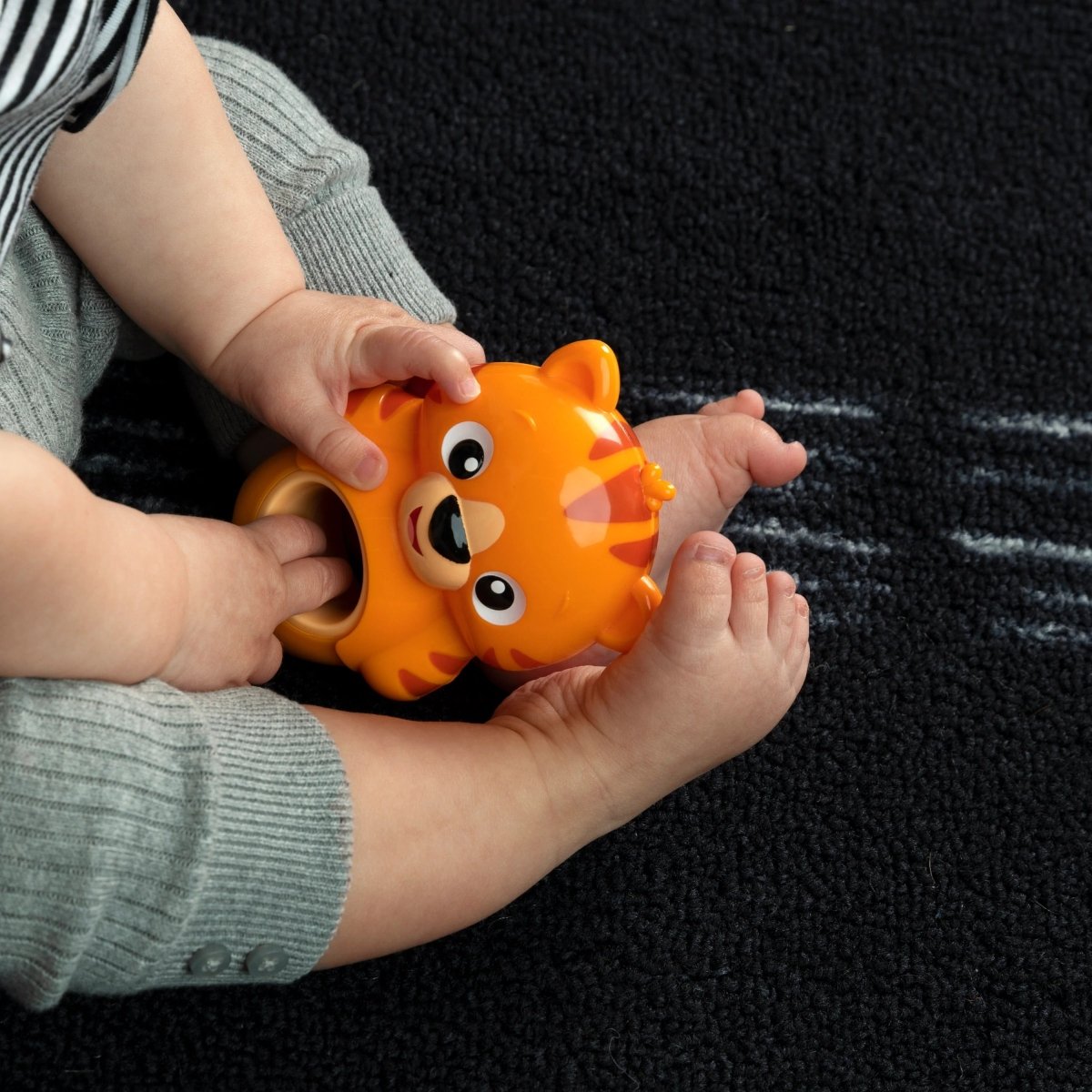 BABY EINSTEIN™ TEETHE & WOBBLE TIGER TEETHER TOY - Premium for Kids in Qatar | Toysaro.com
