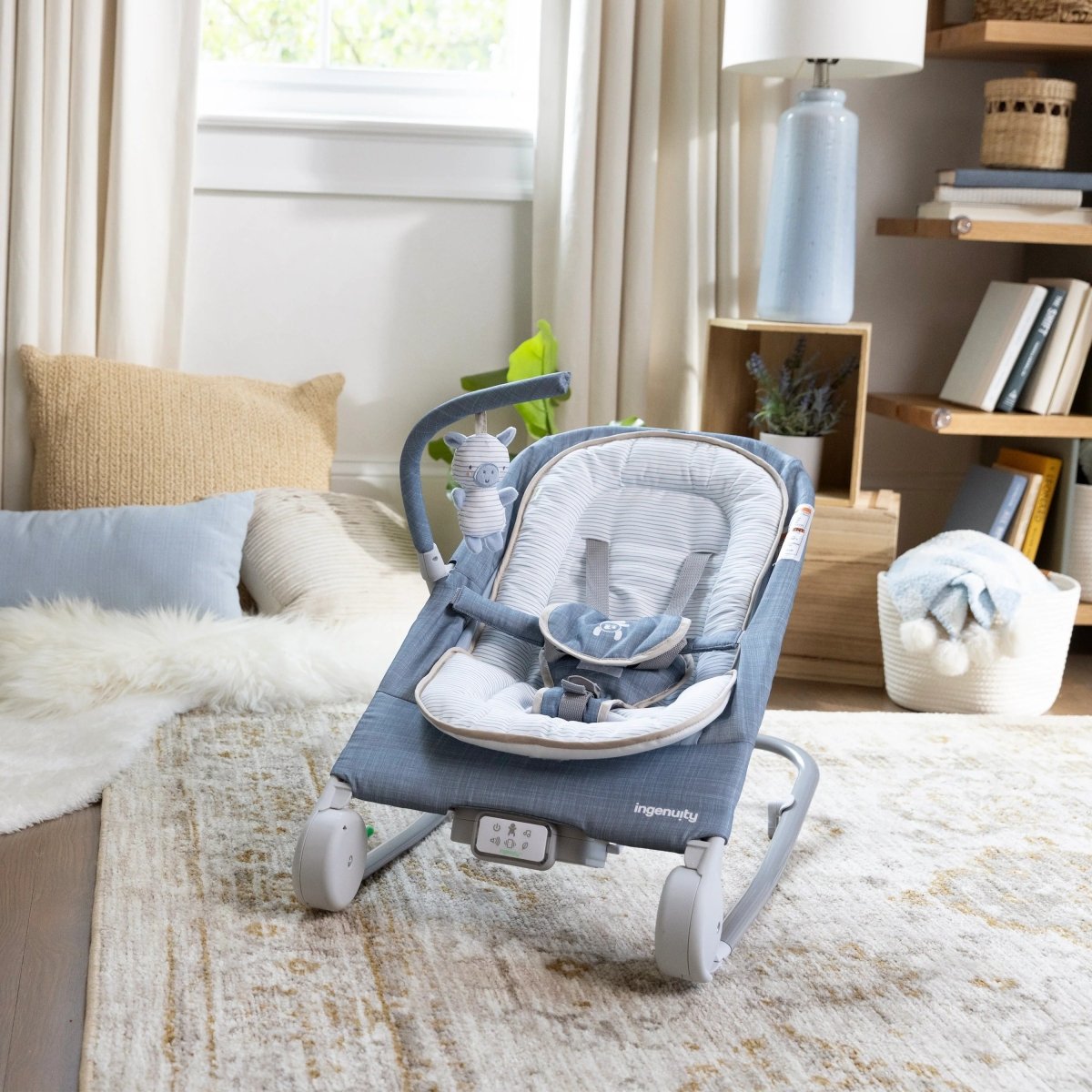 INGENUITY™ HAPPY BELLY ROCK - TO - BOUNCE MASSAGE SEAT - CHAMBRAY - Premium for Kids in Qatar | Toysaro.com