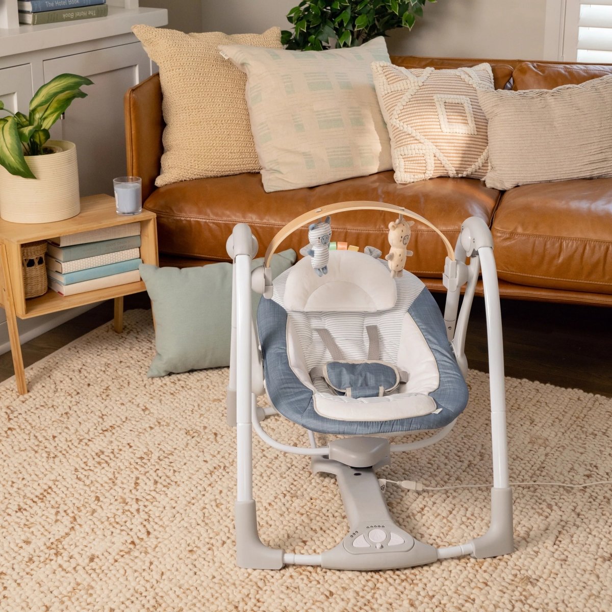 INGENUITY™SWING 'N GO PORTABLE SWING - CHAMBRAY - Premium for Kids in Qatar | Toysaro.com