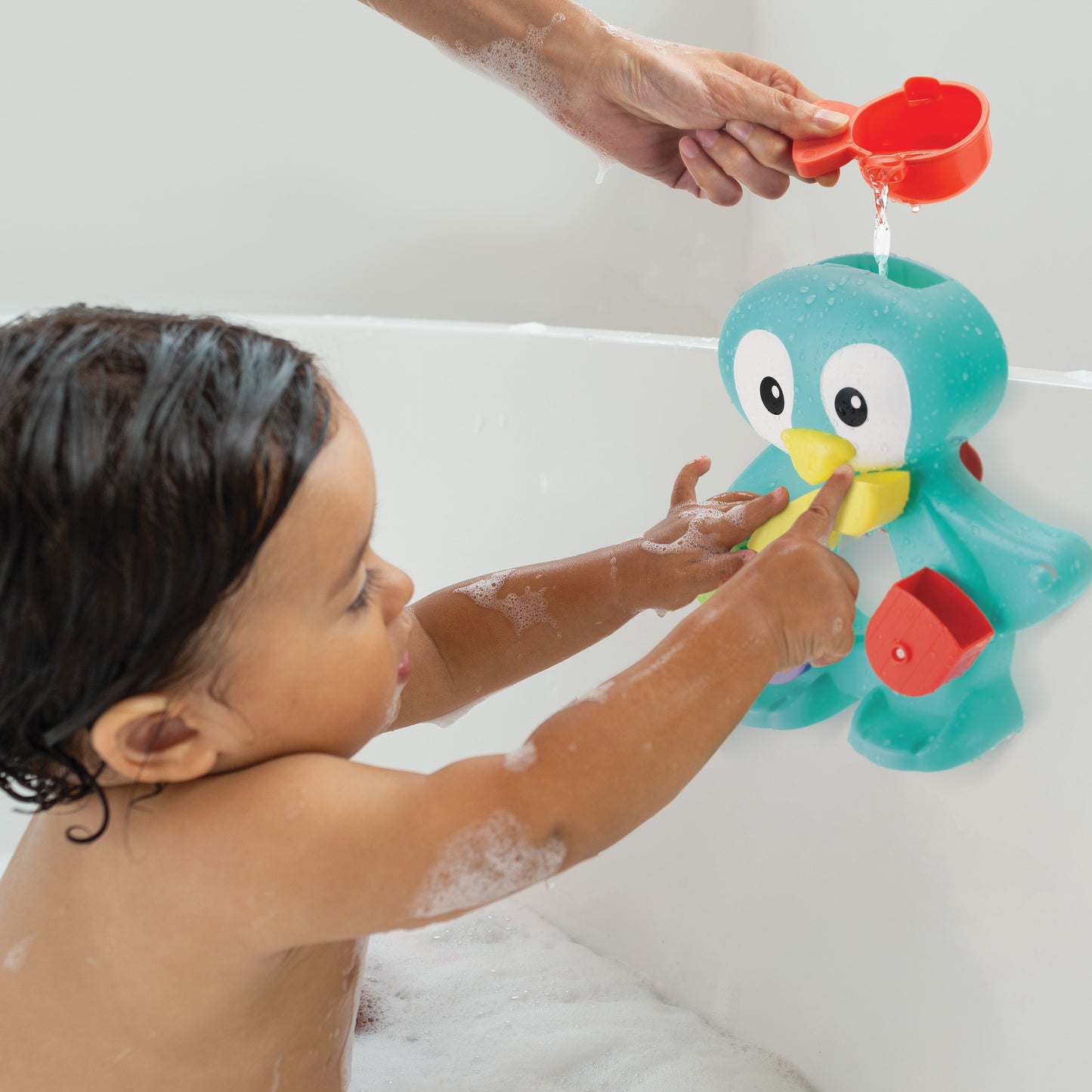 TUB-A-PENGUIN BATH TIME SET
