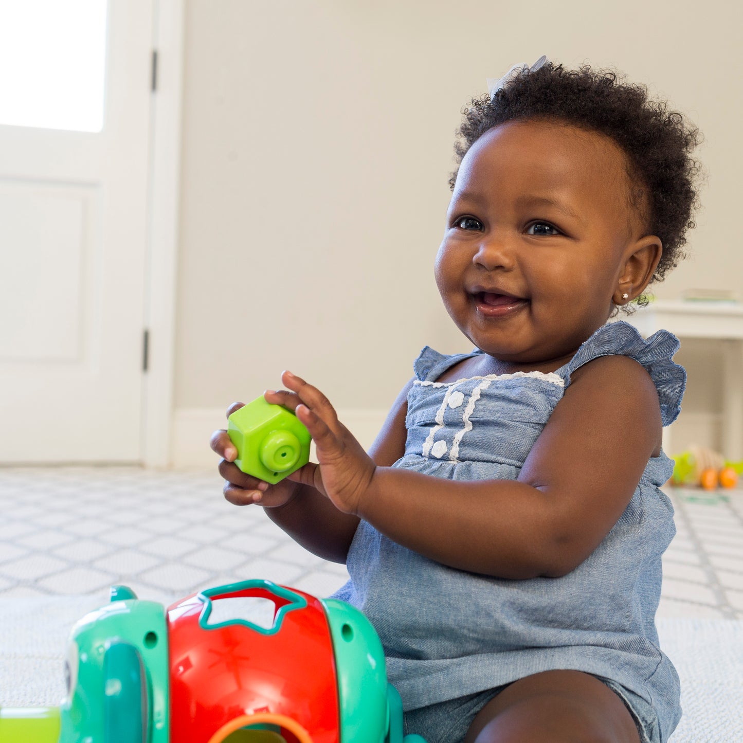 INFANTINO JUMBO SHAPE SORTER