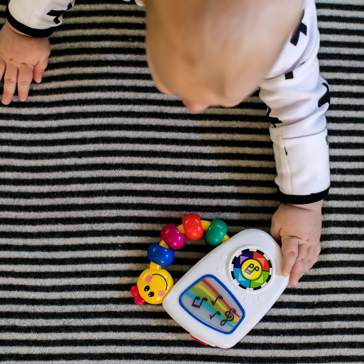BABY EINSTEIN™ TAKE ALONG TUNES MUSICAL TOY - Premium for Kids in Qatar | Toysaro.com