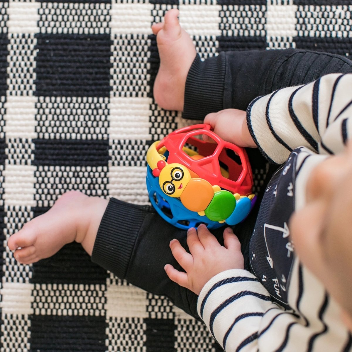 BABY EINSTEIN™BENDY BALL RATTLE TOY - Premium for Kids in Qatar | Toysaro.com