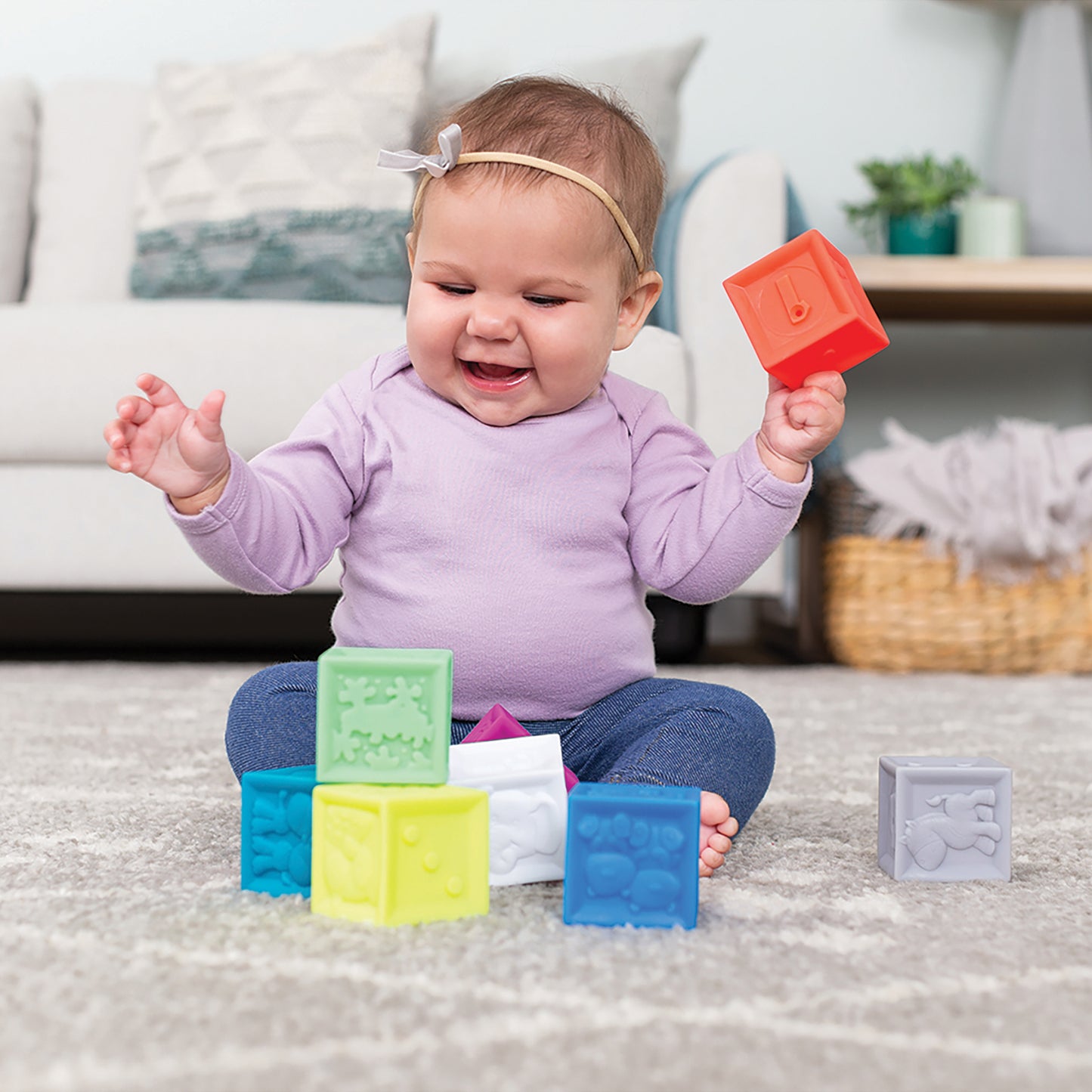 INFANTINO SQUEEZE & STACK BLOCK 8PCS