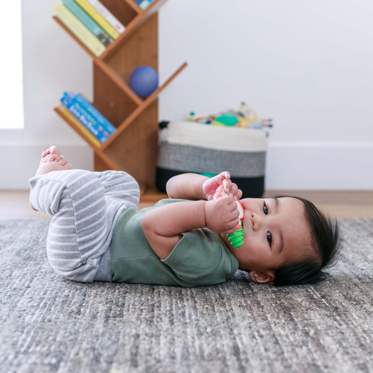 Infantino Lil' Nibbles Vibrating Teether – Apple Shape, Multicolor, 0+ Months | Premium Baby Toy in Qatar – Toysaro.com