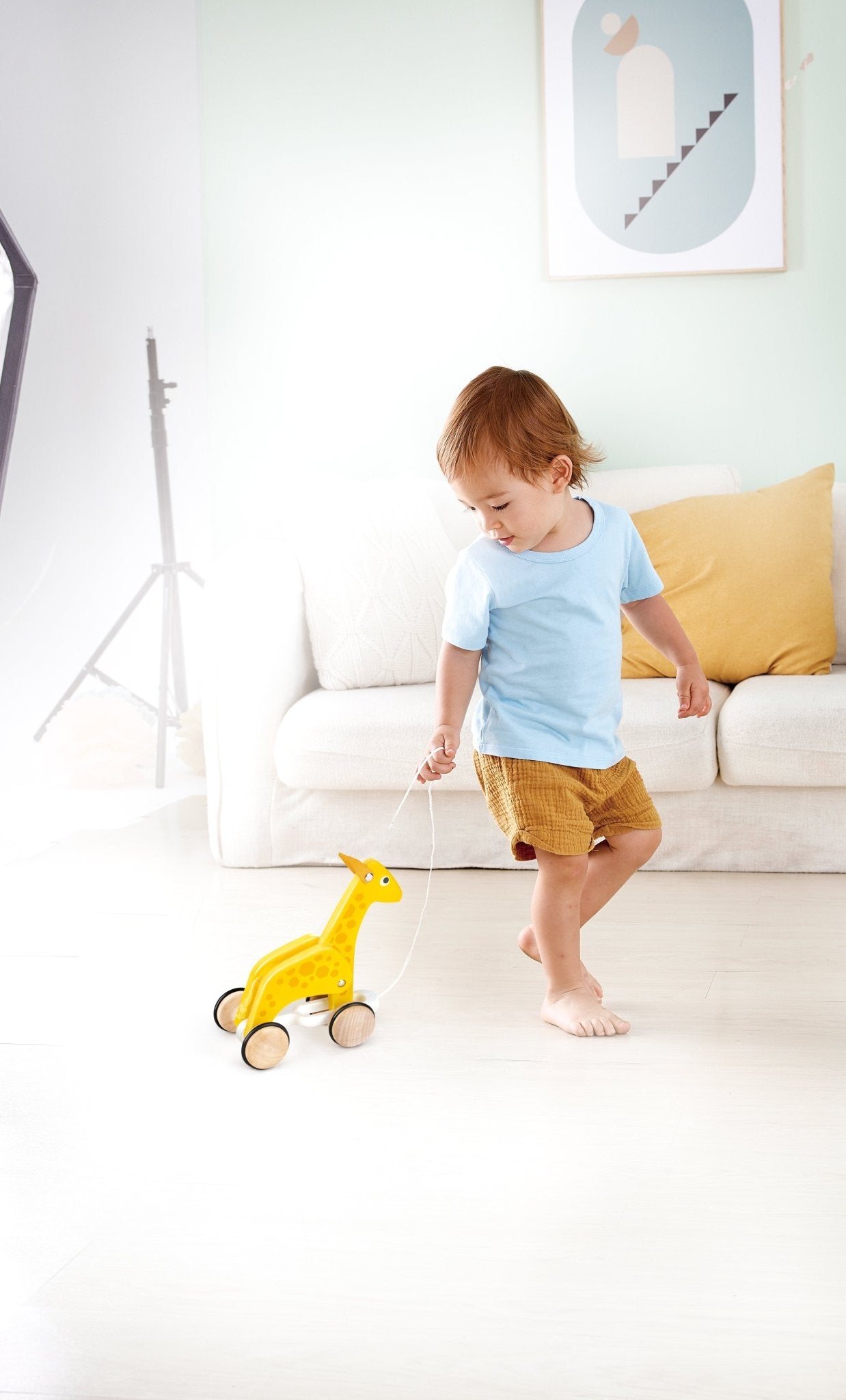 Hape Push and Pull Giraffe Wooden Pull Along Toy - Premium for Kids in Qatar | Toysaro.com