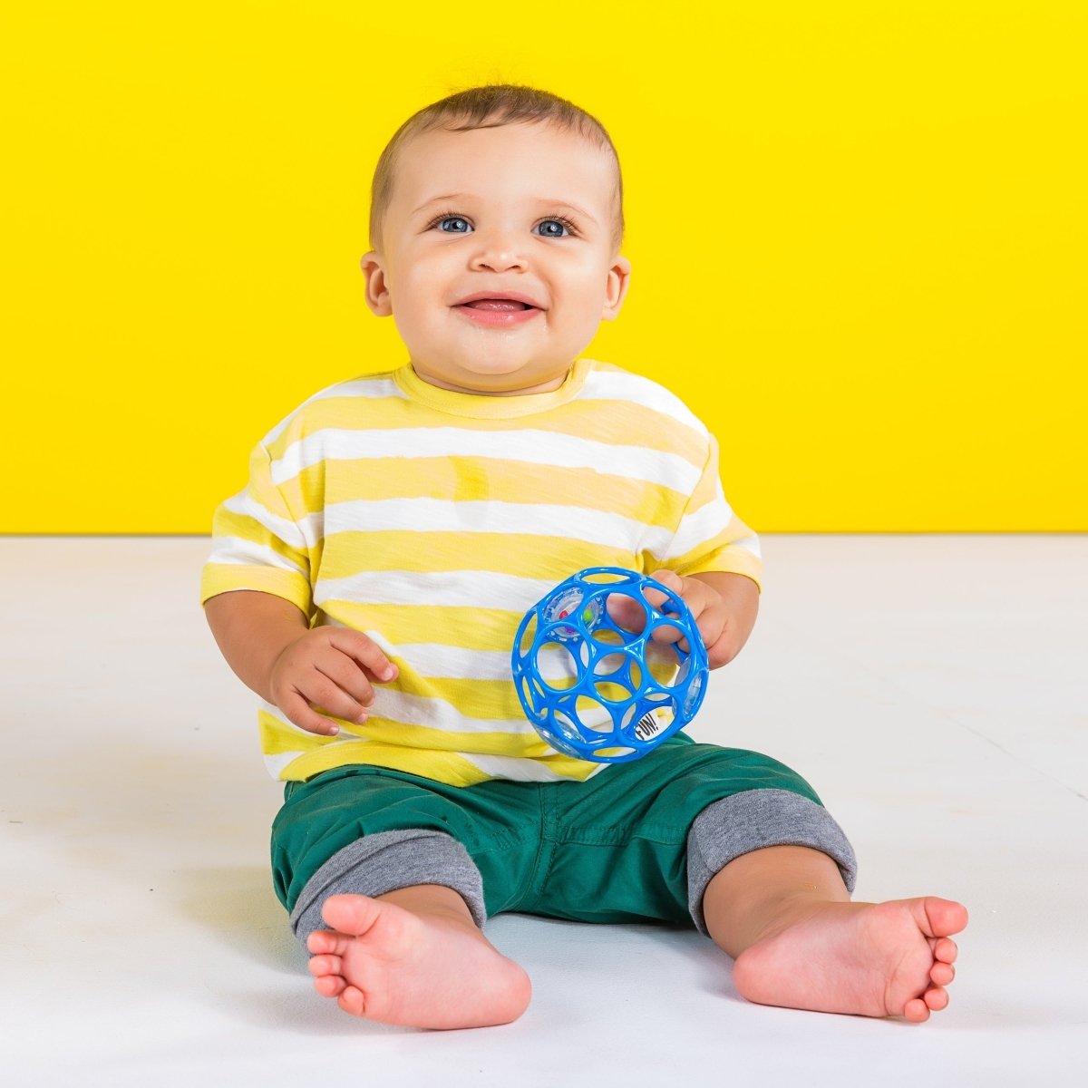 OBALL RATTLE EASY - GRASP TOY - BLUE - Premium for Kids in Qatar | Toysaro.com
