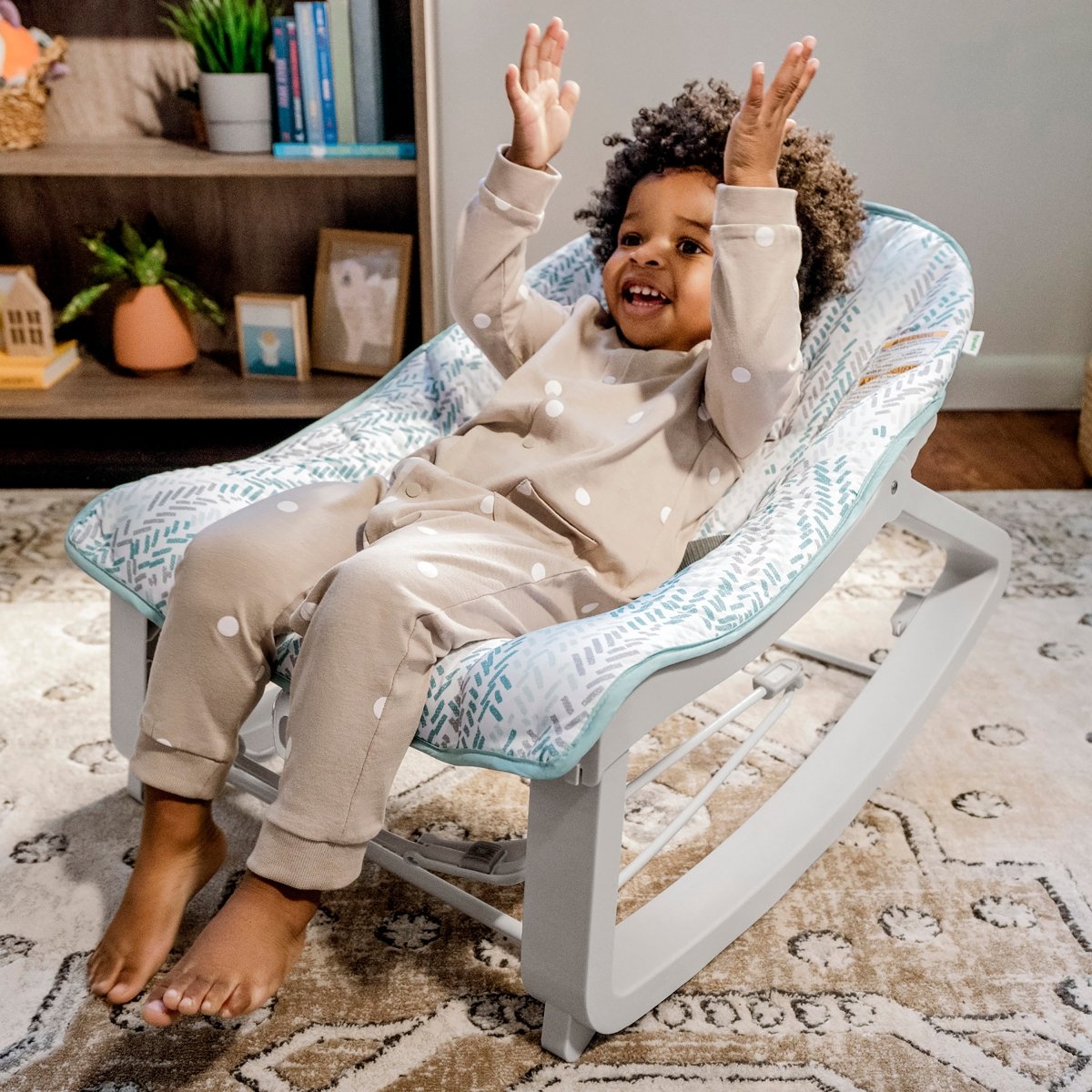 GROW WITH ME INFANT SEAT - WMTX EMEES - Premium for Kids in Qatar | Toysaro.com