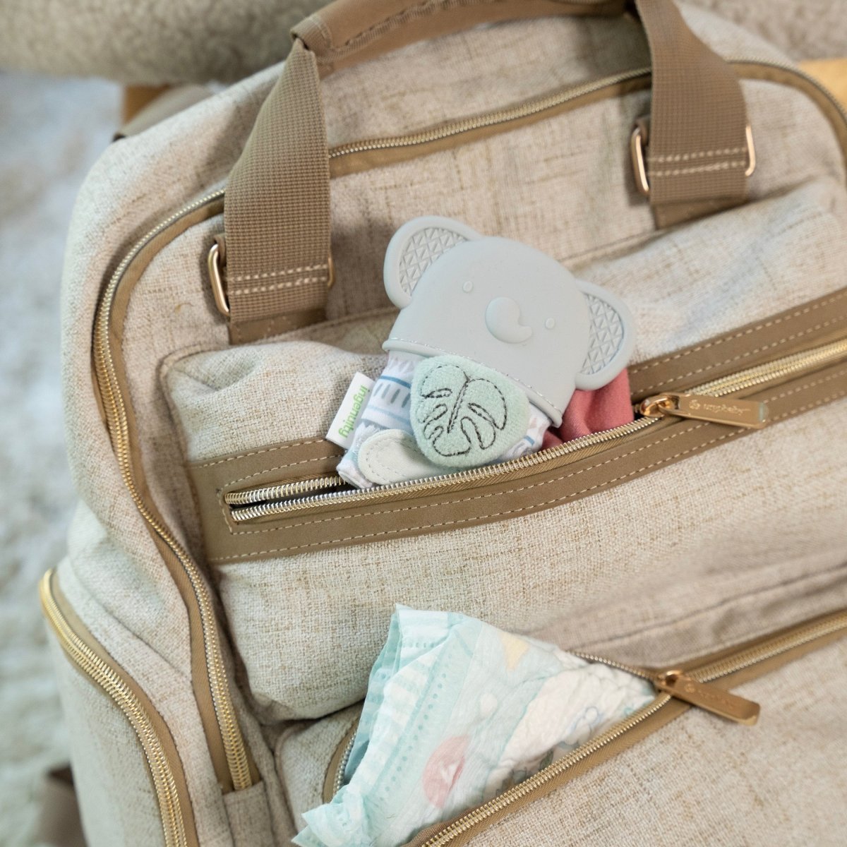 INGENUITY™ VAN TEETHING MITT & RATTLE - Premium for Kids in Qatar | Toysaro.com