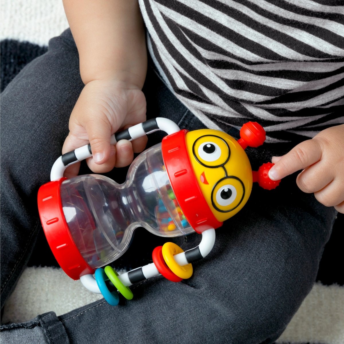 BABY EINSTEIN™CAL’S SENSORY SHAKE - UP ACTIVITY RATTLE - Premium for Kids in Qatar | Toysaro.com