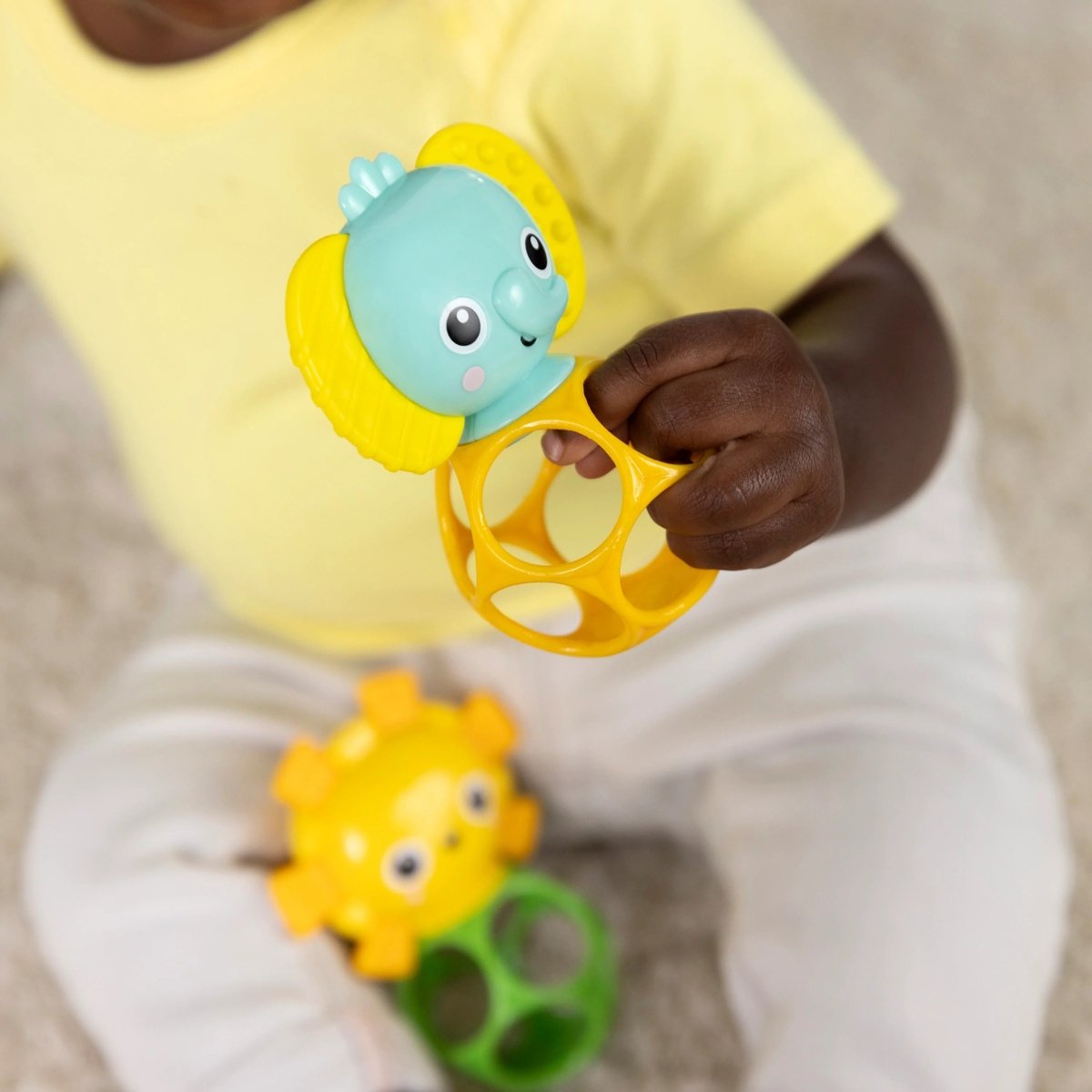BRIGHT STARTS™ OBALL 2PK SOOTHING PALS PEG TOY - Premium for Kids in Qatar | Toysaro.com