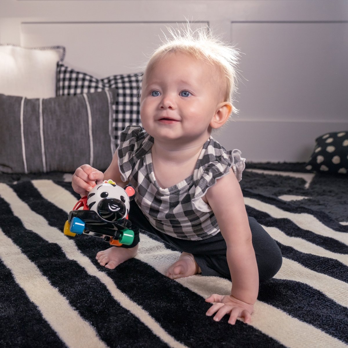 BABY EINSTEIN™CURIOUS CAR ZEN OBALL TOY CAR & RATTLE - Premium for Kids in Qatar | Toysaro.com