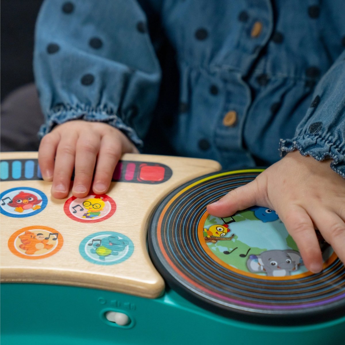 BABY EINSTEIN™ DJ DISCOVERY MAGIC TOUCH TURNTABLE ( HAPE) - Premium for Kids in Qatar | Toysaro.com