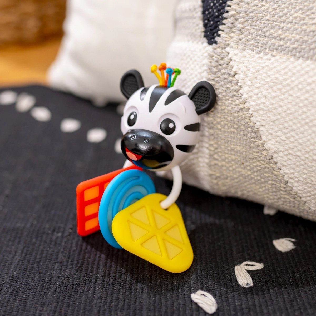 BABY EINSTEIN™ SHAKE - A - SHAPE ZEN TEETHER TOY - Premium for Kids in Qatar | Toysaro.com
