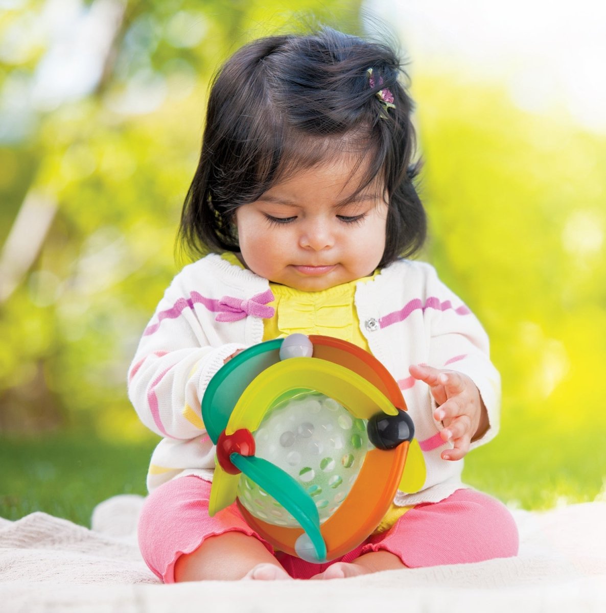 INFANTINO TWINKLE LIGHT & SOUND BALL - Premium for Kids in Qatar | Toysaro.com