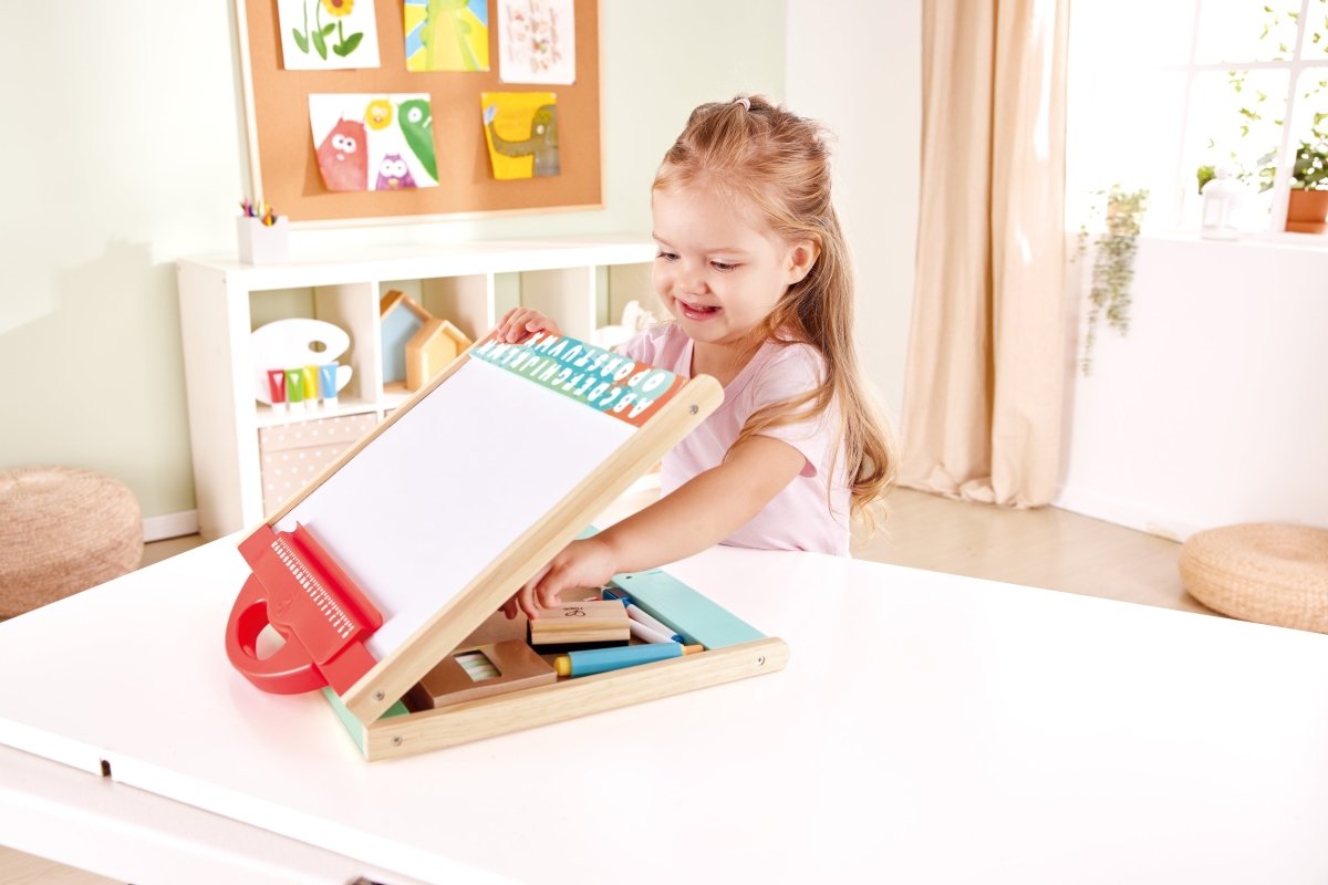 Hape - Foldable Double - side Tabletop Store & Go Easel - Premium for Kids in Qatar | Toysaro.com