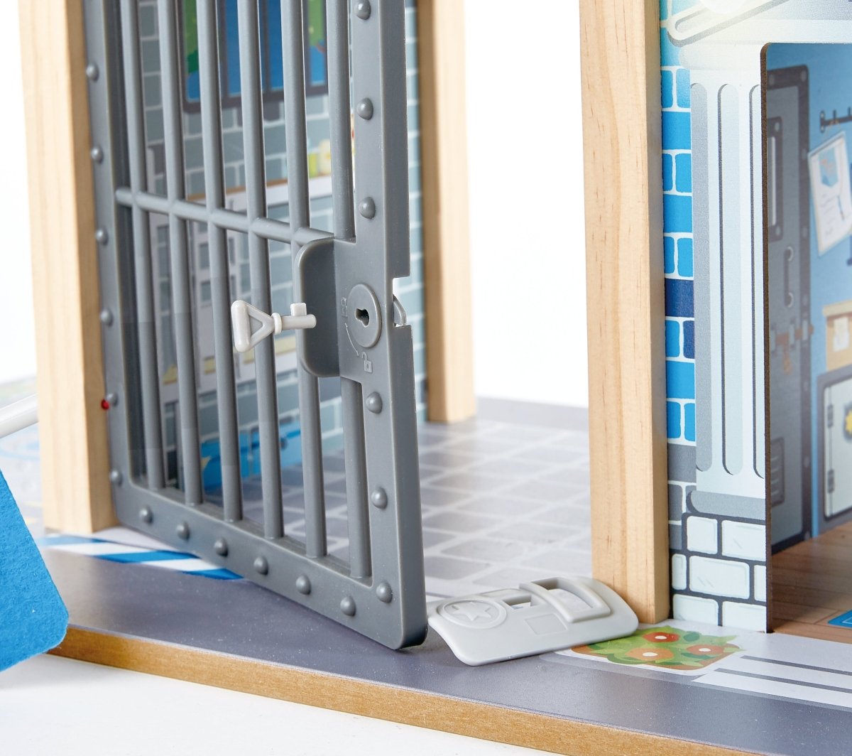 Hape Metro Police Dept Playset - Premium for Kids in Qatar | Toysaro.com