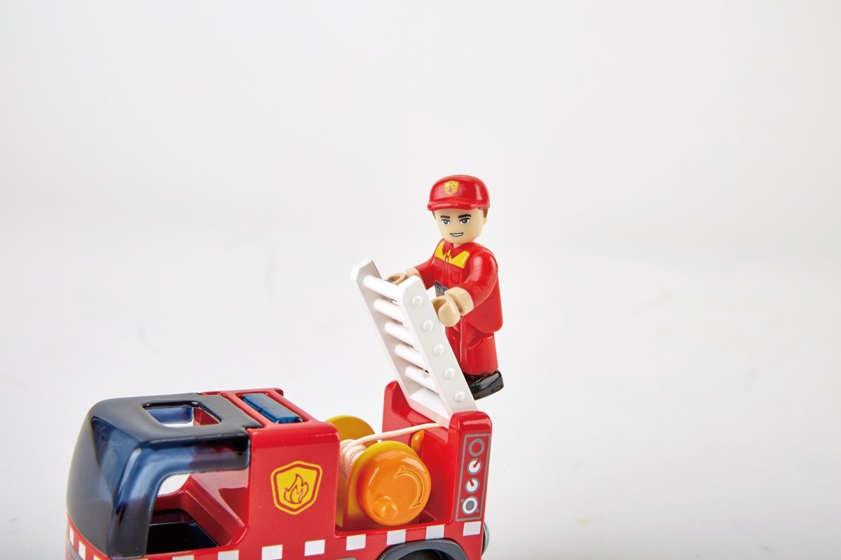 Fire Truck With Siren - Premium for Kids in Qatar | Toysaro.com