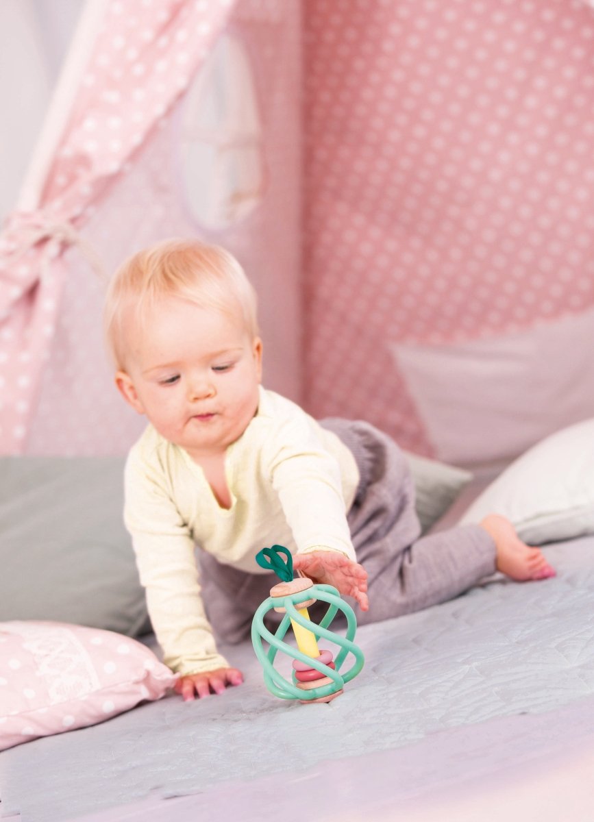 Hape Apple Grab Teether Baby Toy - Premium for Kids in Qatar | Toysaro.com