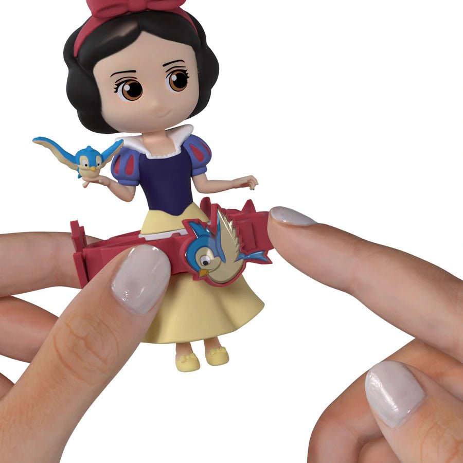 SNOW WHITE FIDGET DOLL W/KEYCHAIN - Premium for Kids in Qatar | Toysaro.com