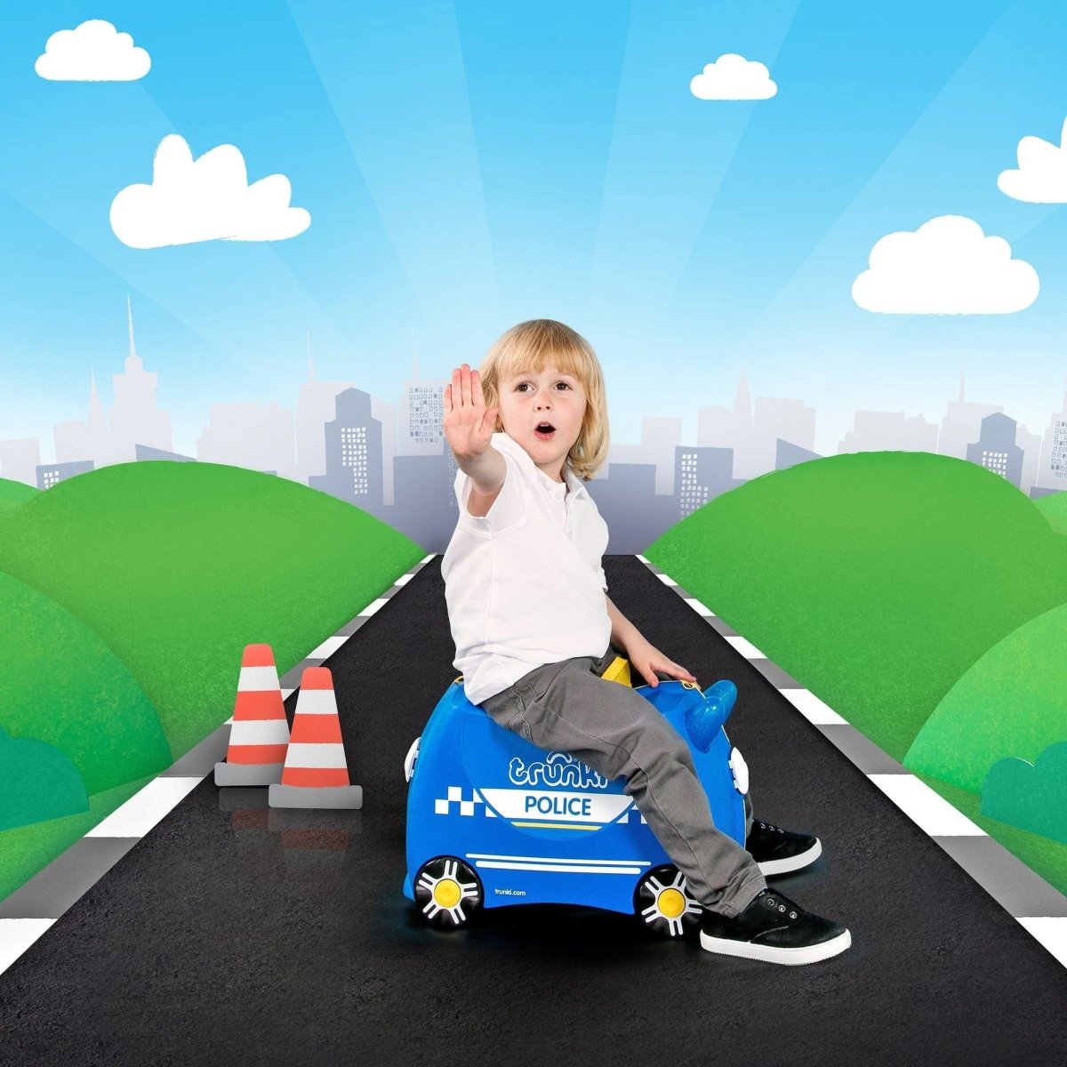 TRUNKI - PERCY THE POLICE CAR - Premium for Kids in Qatar | Toysaro.com