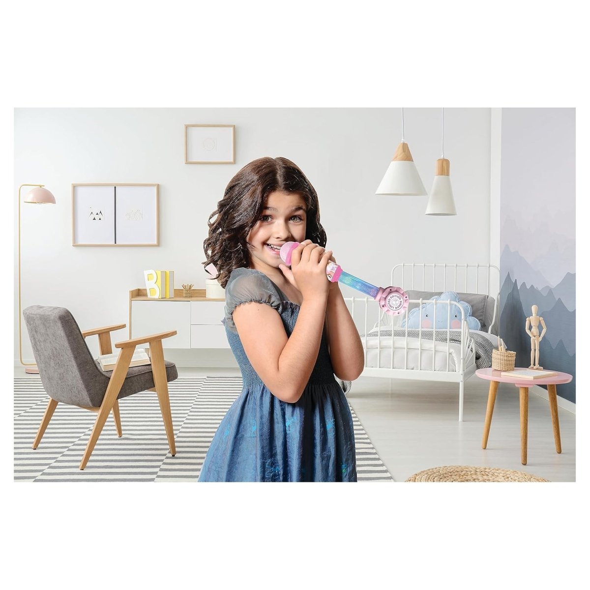 BARBIE LIGHTING MICROPHONE W/SPEAKER (AUX - IN) - Premium for Kids in Qatar | Toysaro.com