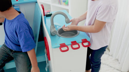Melissa and Doug Get Well Doctor Activity Center