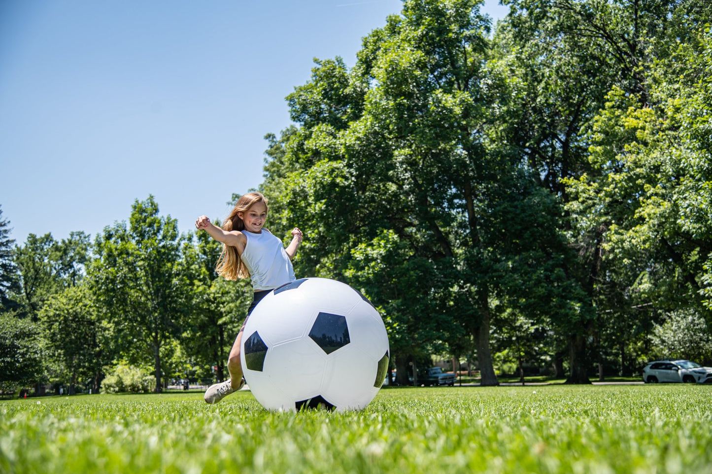 Hape 30" Jumbo & High Bounce Soccer Football w/ Air Pump - Premium for Kids in Qatar | Toysaro.com