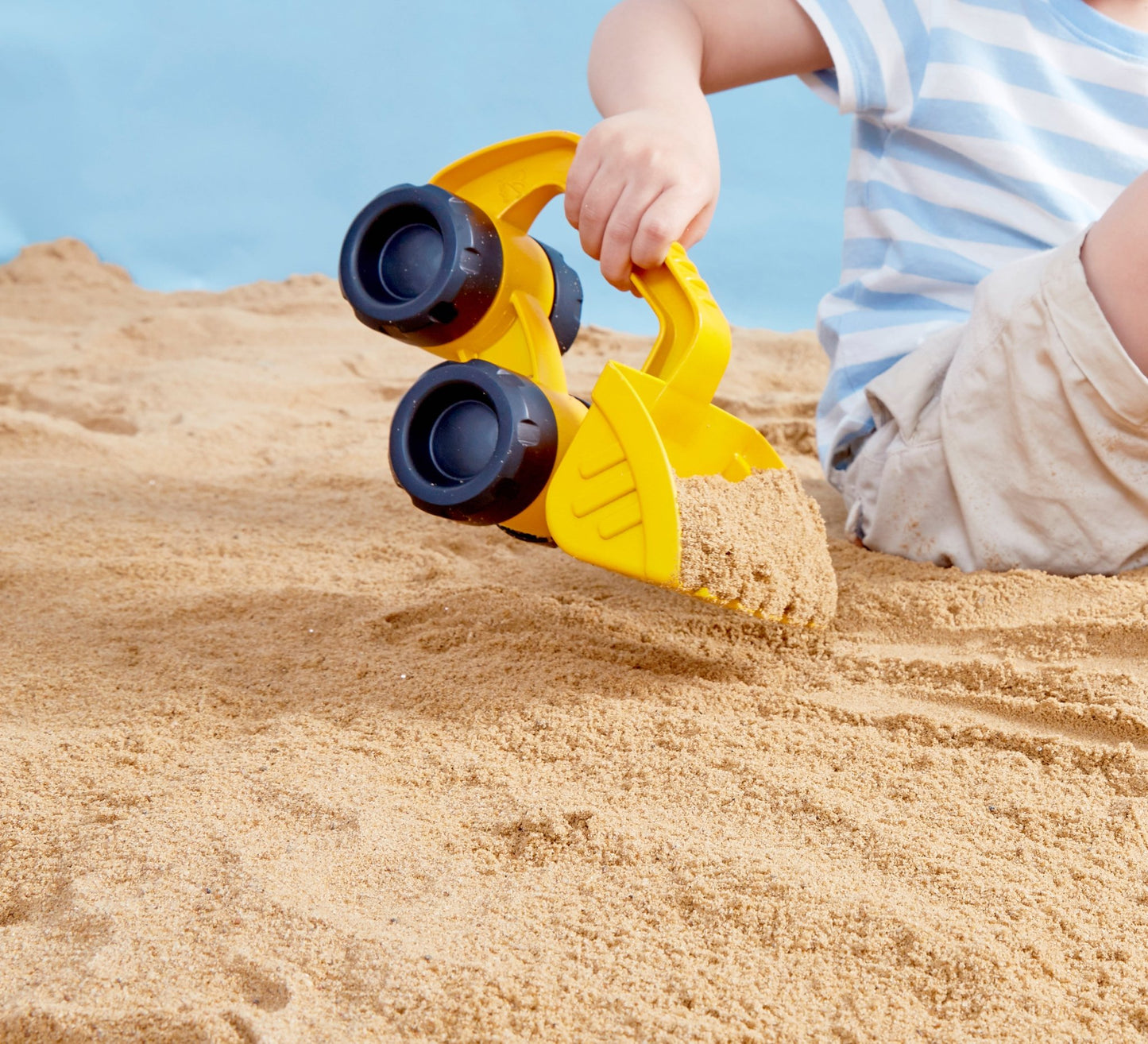 Hape - Monster Digger - Sand & Beach Toy - Premium for Kids in Qatar | Toysaro.com