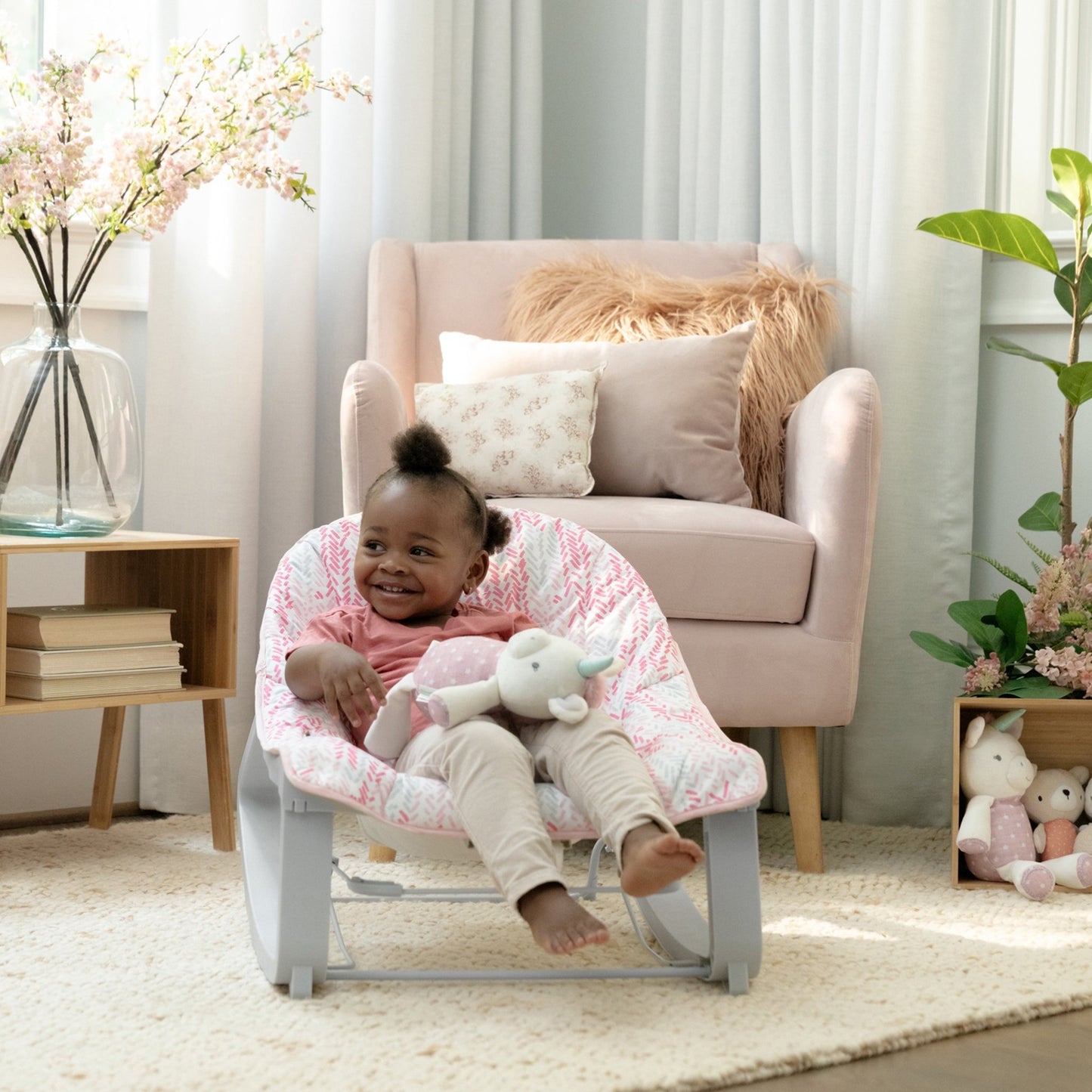 Ingenuity™ Keep Cozy™ 3 - in - 1 Grow with Me™ Bounce & Rock Seat - Lily™ - Premium for Kids in Qatar | Toysaro.com