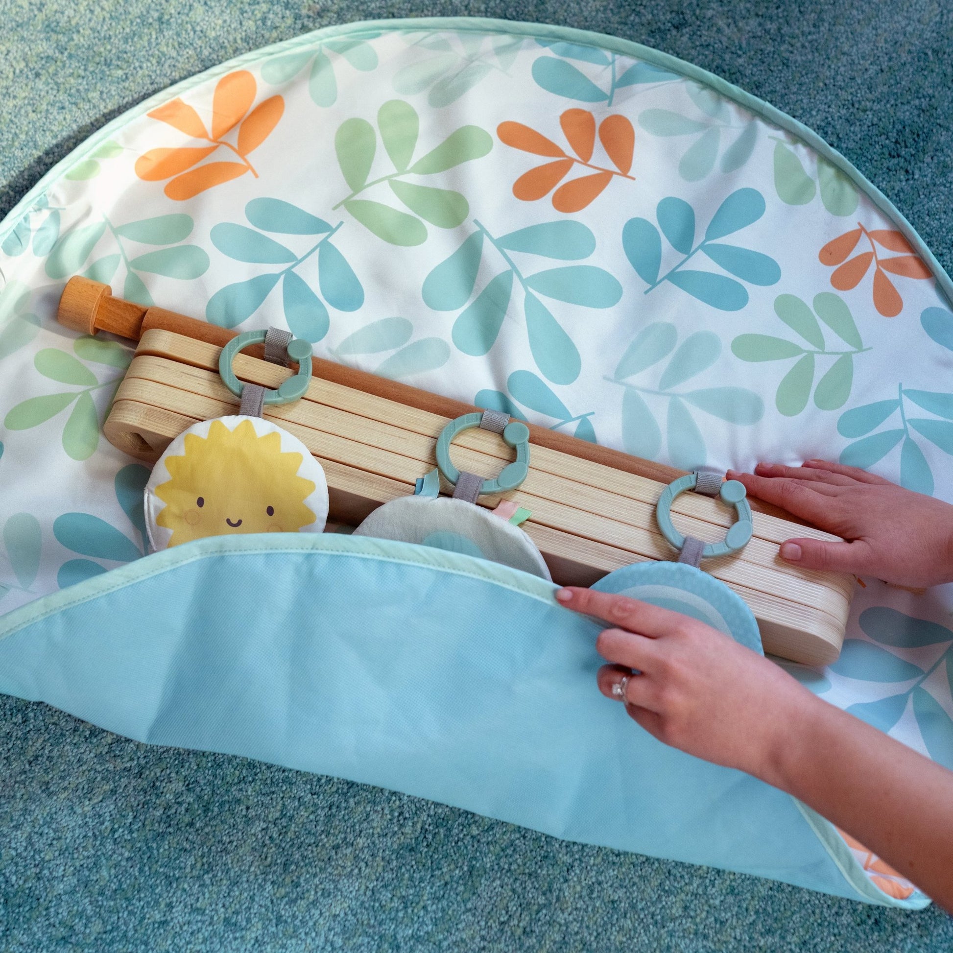 Ingenuity Sun Valley™ Wooden Toy Arch & Play Mat - Premium for Kids in Qatar | Toysaro.com