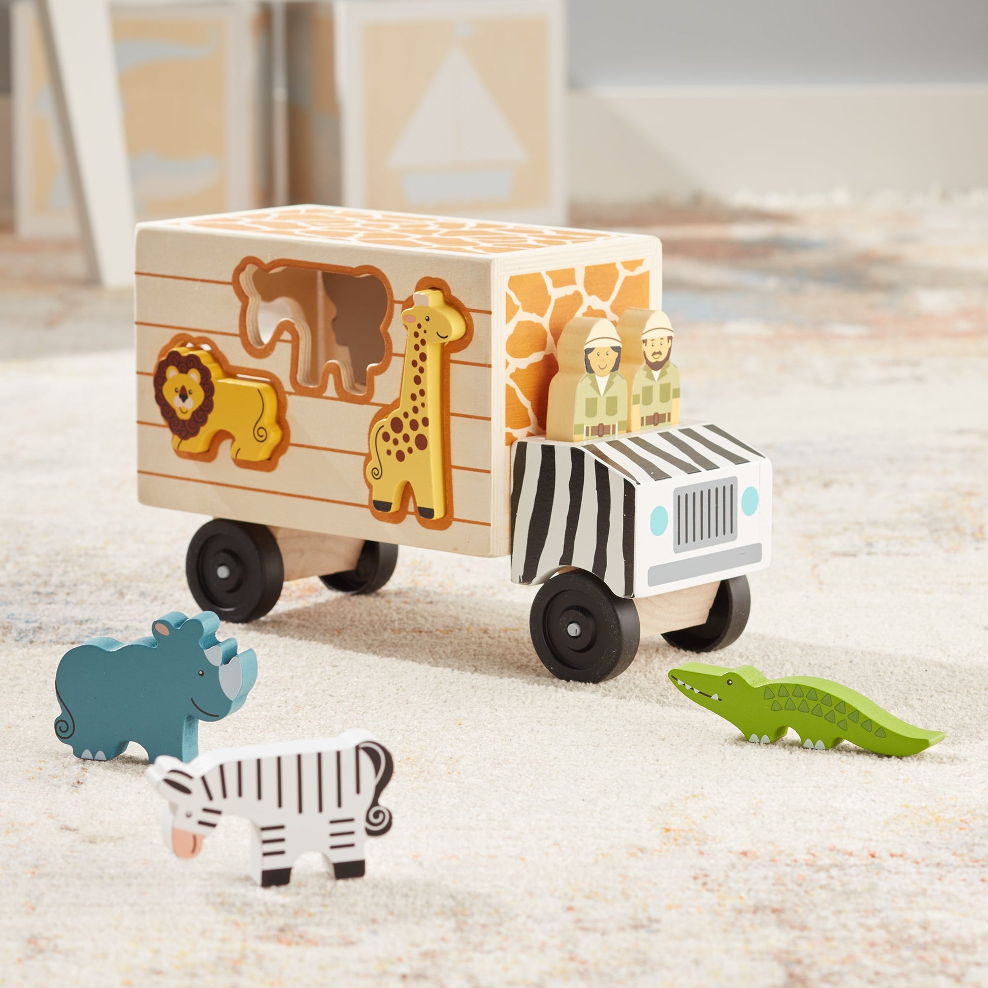 Melissa and Doug Safari Animal Rescue Truck - Premium for Kids in Qatar | Toysaro.com