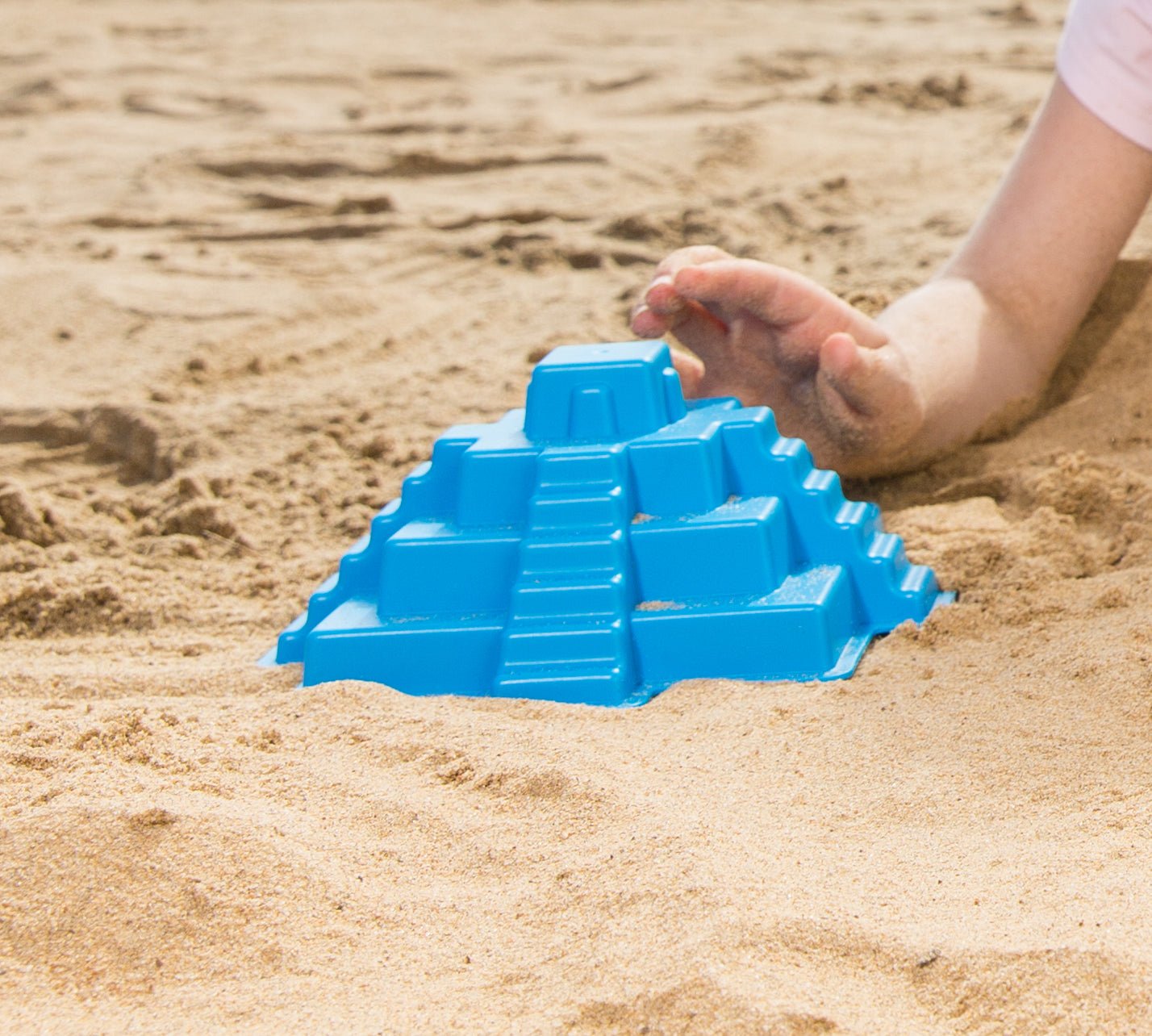 Hape - Mayan Pyramid Sand & Beach Toy - Blue - Premium for Kids in Qatar | Toysaro.com