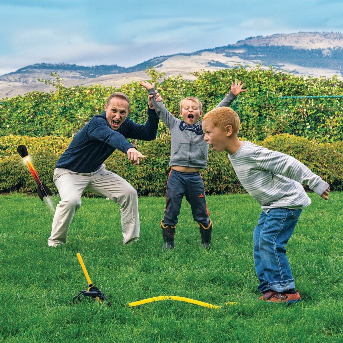 NG LIGHT - UP AIR ROCKETS - Premium for Kids in Qatar | Toysaro.com