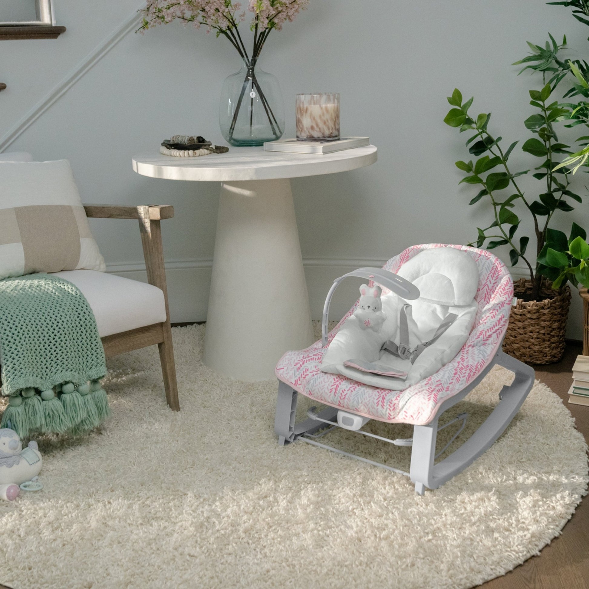 Ingenuity™ Keep Cozy™ 3 - in - 1 Grow with Me™ Bounce & Rock Seat - Lily™ - Premium for Kids in Qatar | Toysaro.com
