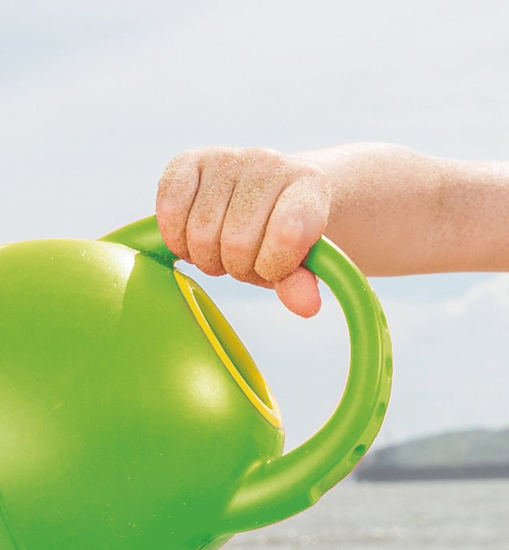 Hape - Watering Can Sand & Beach Toy - Green - Premium for Kids in Qatar | Toysaro.com