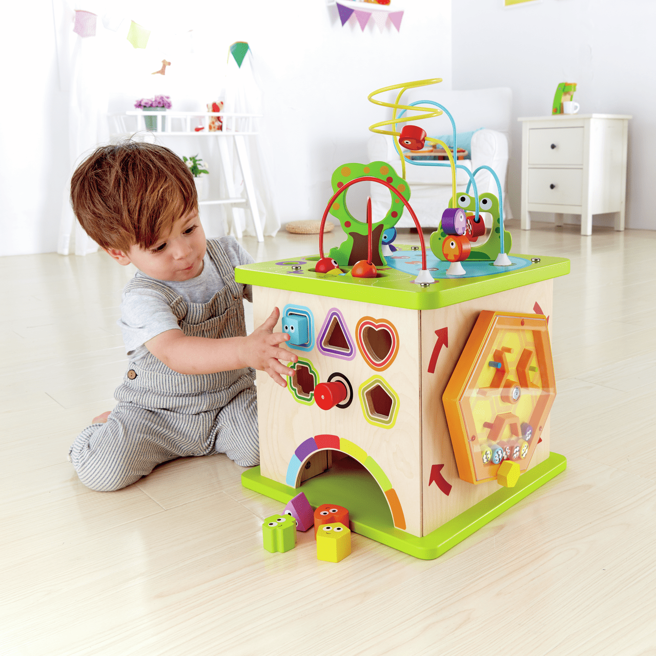 HAPE COUNTRY CRITTERS WOODEN ACTIVITY PLAY CUBE - Premium for Kids in Qatar | Toysaro.com
