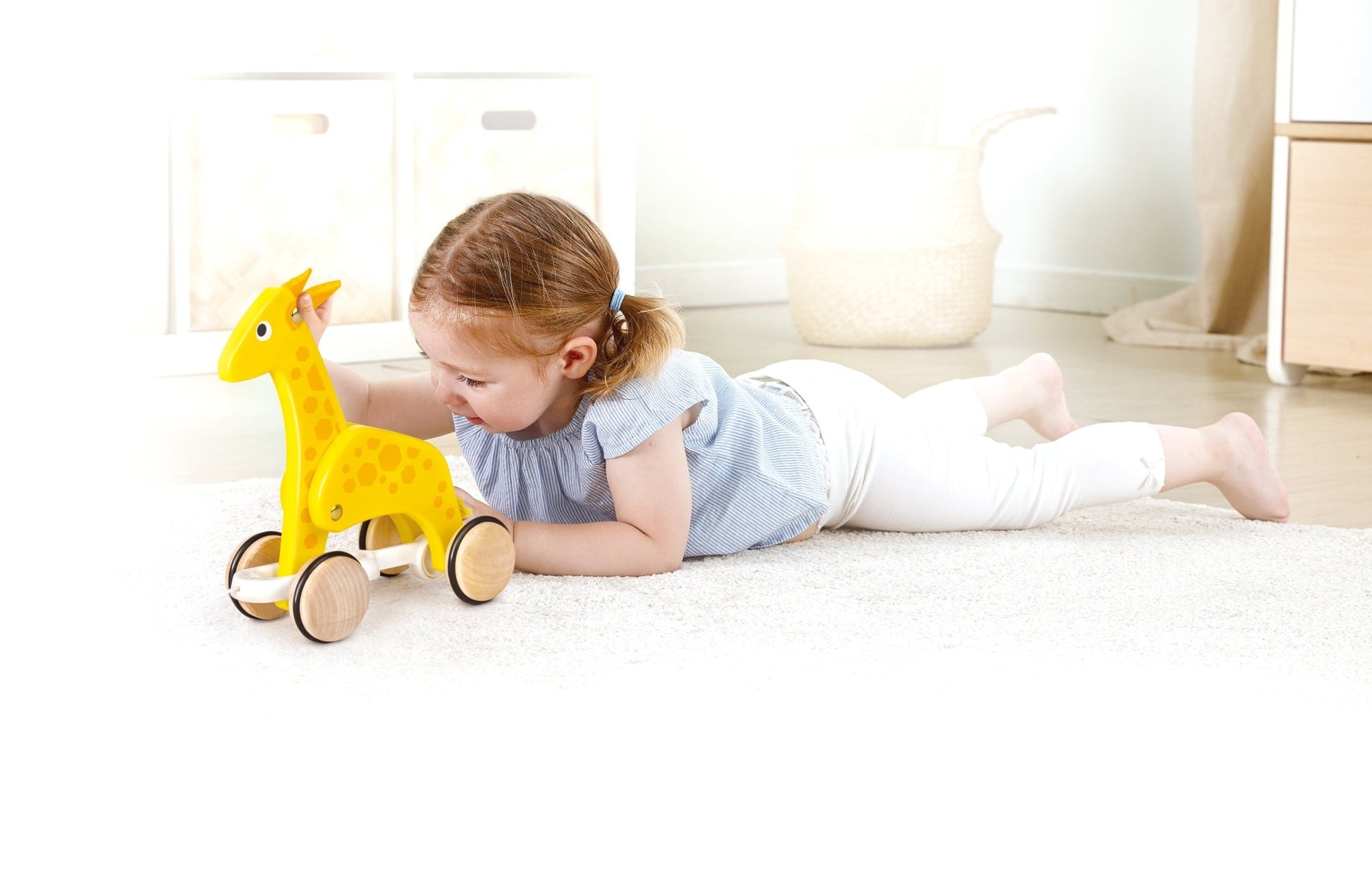 Hape Push and Pull Giraffe Wooden Pull Along Toy - Premium for Kids in Qatar | Toysaro.com