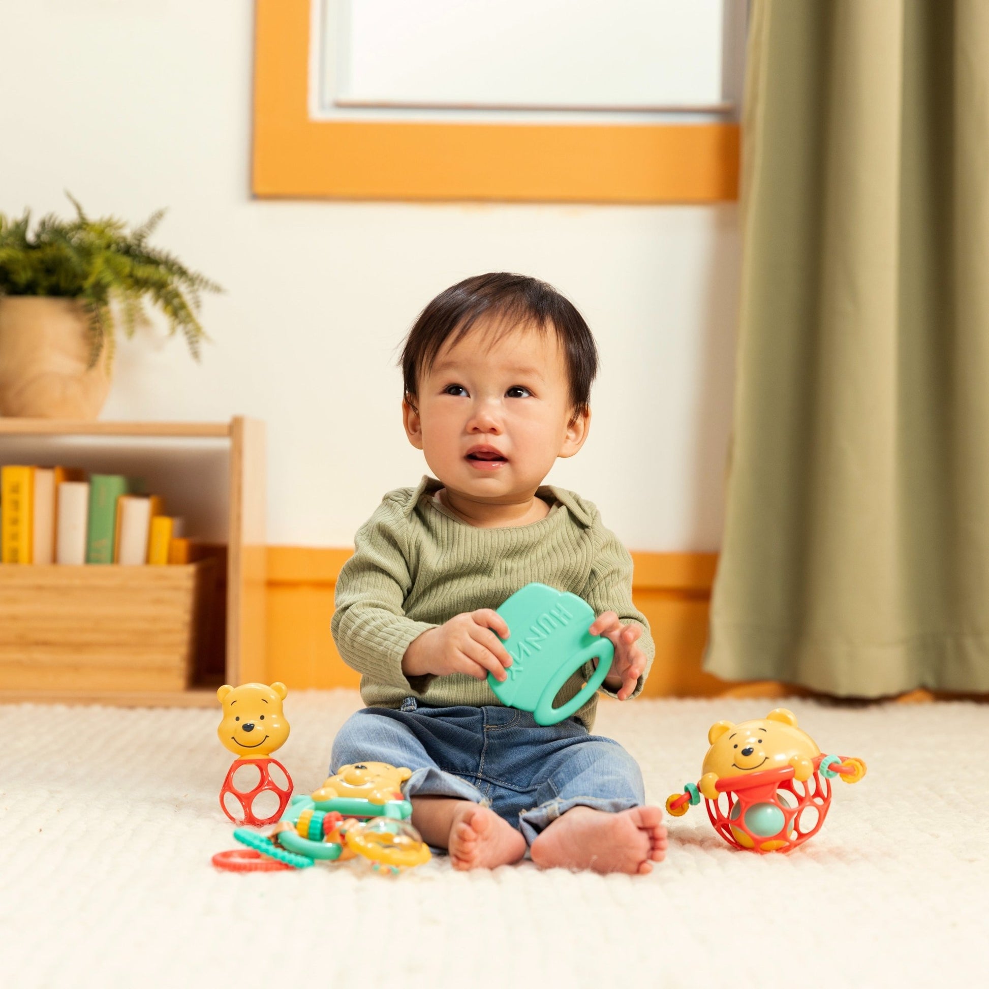 Bright Starts™ Winnie the Pooh Silly Ole Bundle™ Gift Set - Premium for Kids in Qatar | Toysaro.com