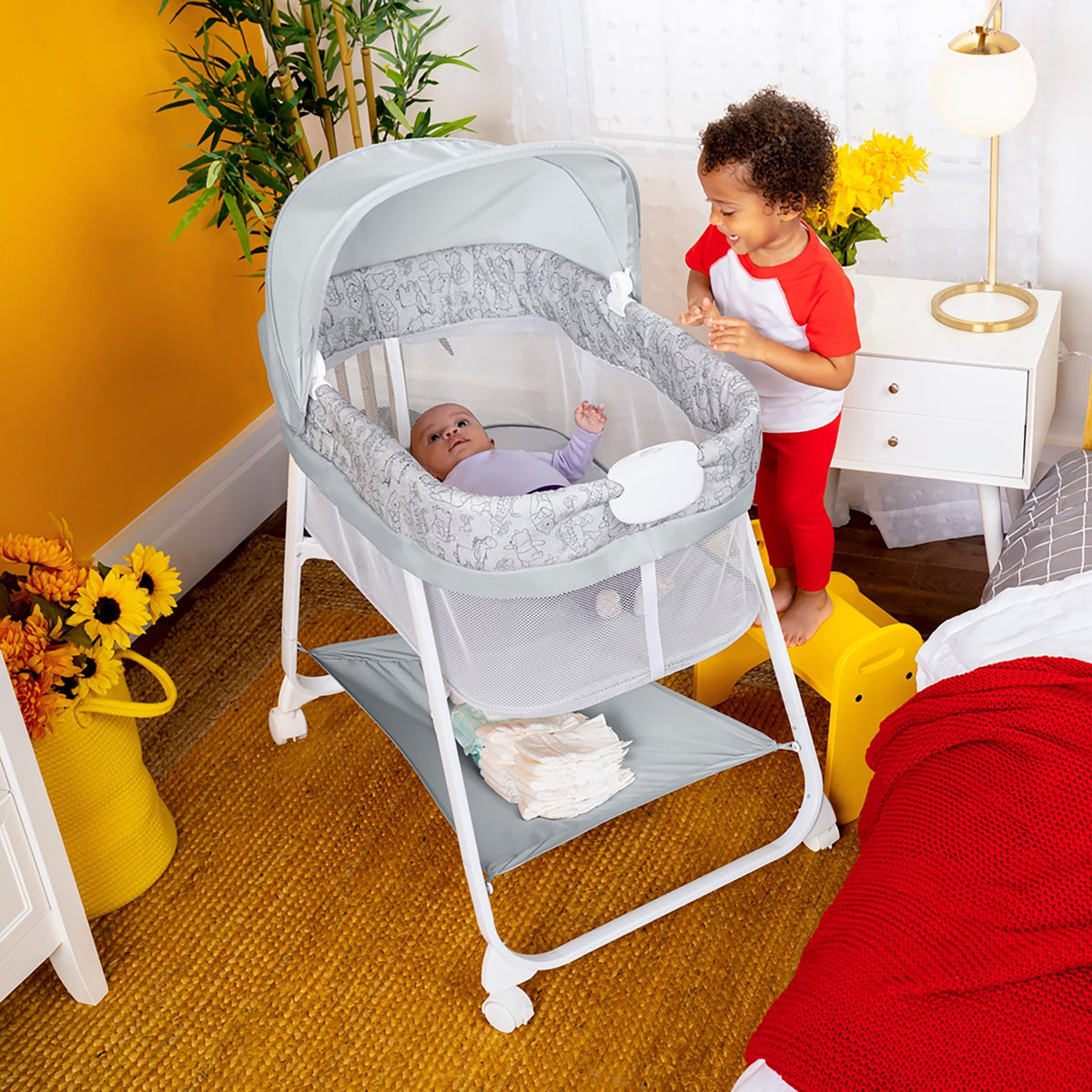 WINNIE THE POOH - Slumber Party™ Soothing Bassinet - Premium for Kids in Qatar | Toysaro.com